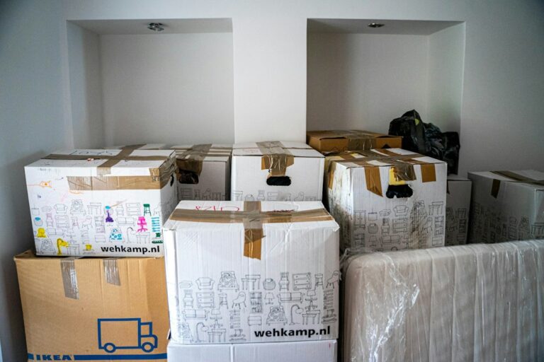 Relocating From Del Aire, CA: What to Know First